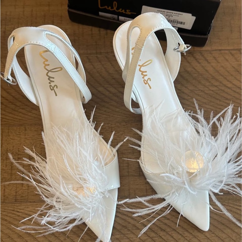 Lulu's Elegant White Feathered Heels